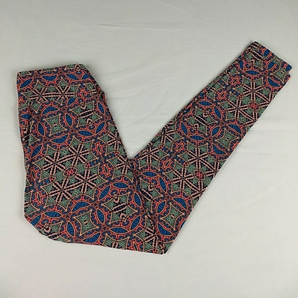 LuLaRoe Pants - LuLaroe One Size Leggings Celtic-Style